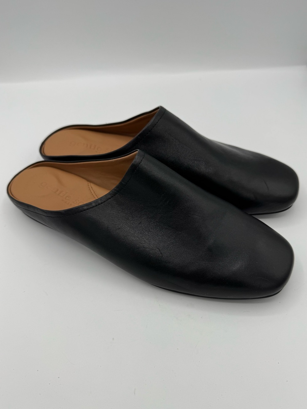 Gentle Souls Wanda Black Leather Mule Flat size 9 minimalist neutral lagenlook